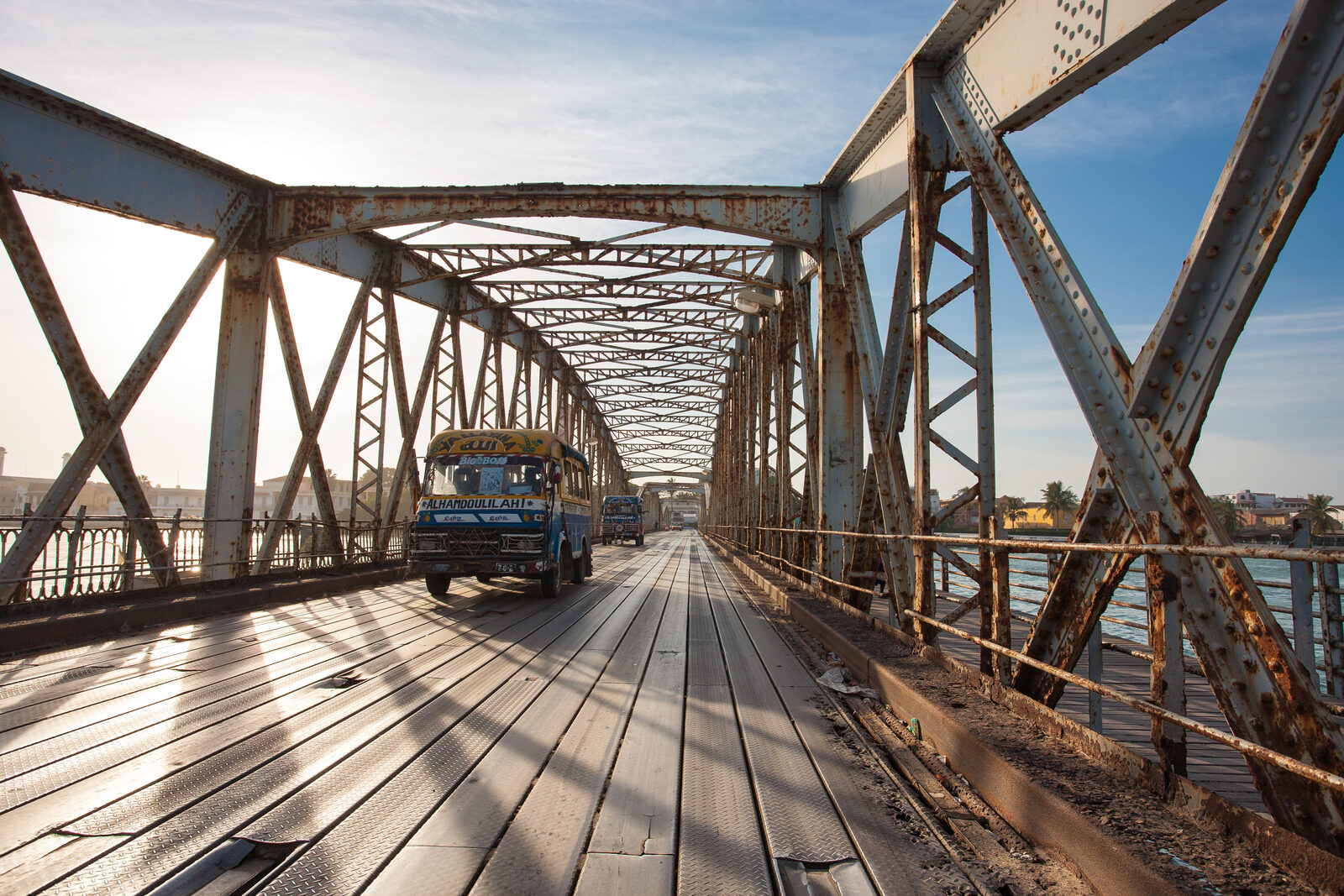 Bus pont faidherbe saint louis Afrique de l'Ouest