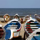 Kayar pirogues pecheurs plage, Sénégal