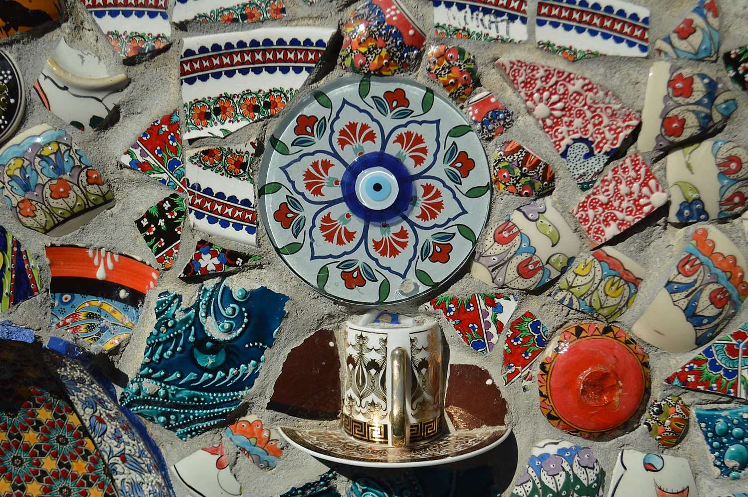 Atelier mosaïque — Popenguine, Sénégal Atelier mosaïque — Popenguine, Sénégal