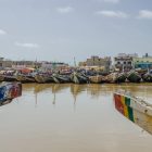 Saint louis pirogues colorees, Sénégal